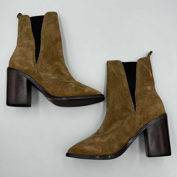 ✨NEW✨ MARC FISHER - Kristie suede boots - Picture 3 of 7